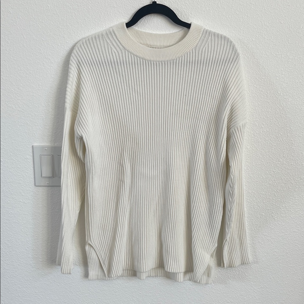 Abercrombie & Fitch Sweater